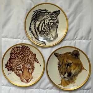 Big Cat Plate Trio with Gold Trim
